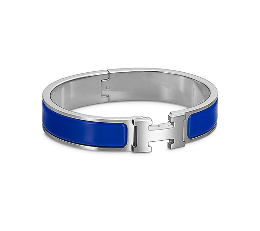 Hermès, a 'Clic H PM' bracelet. Silver coloured metal and white enamel. -  Bukowskis